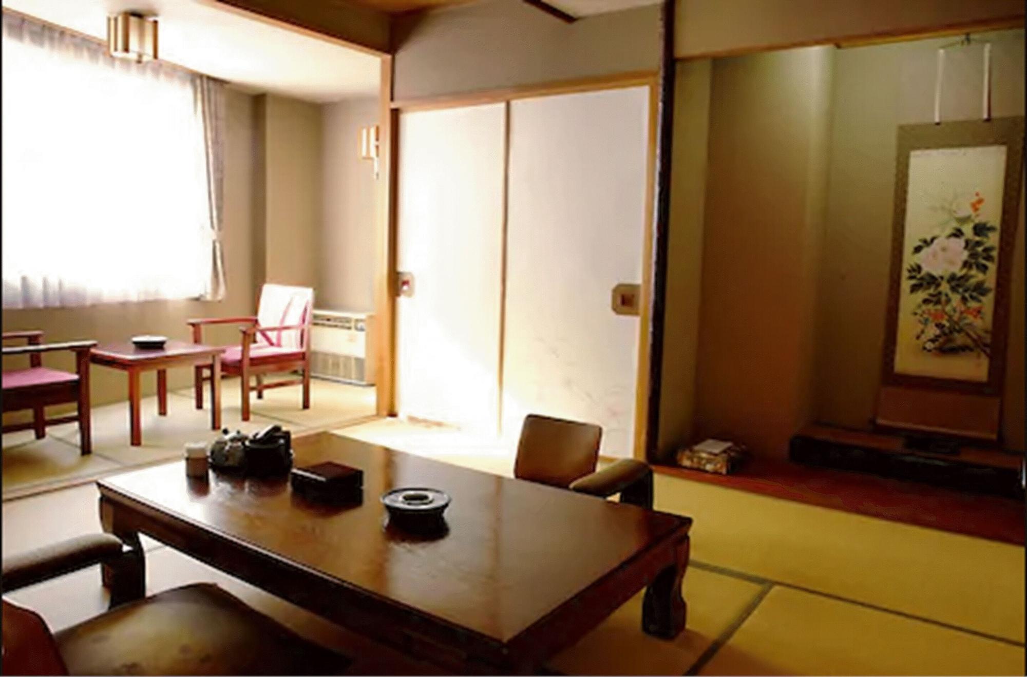 Oyado Kiyomizuya Hotel Noboribetsu Buitenkant foto